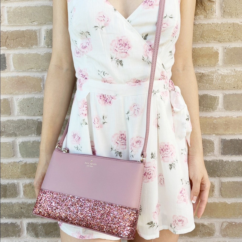 👜 ‼️SALE‼️ 💕-NWT Kate Spade Crossbody Pink - Picture 3 of 4